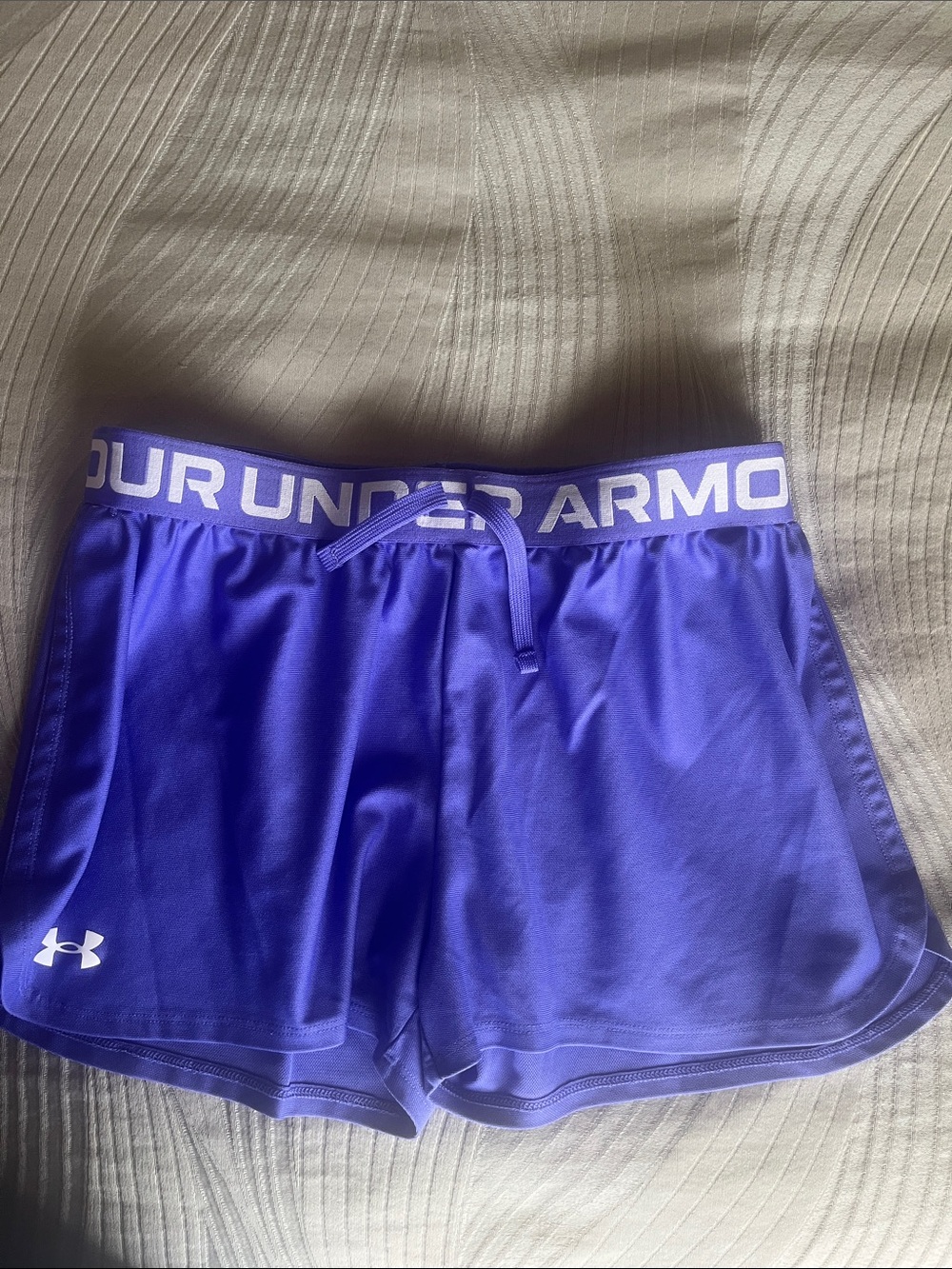 Under Armour Girls YouthXL Bright Purple Athletic Shorts with Branded Waistband